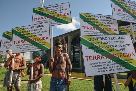 Demarcações estão paralisadas no governo Temer, enquanto TIs são invadidas e devastadas
